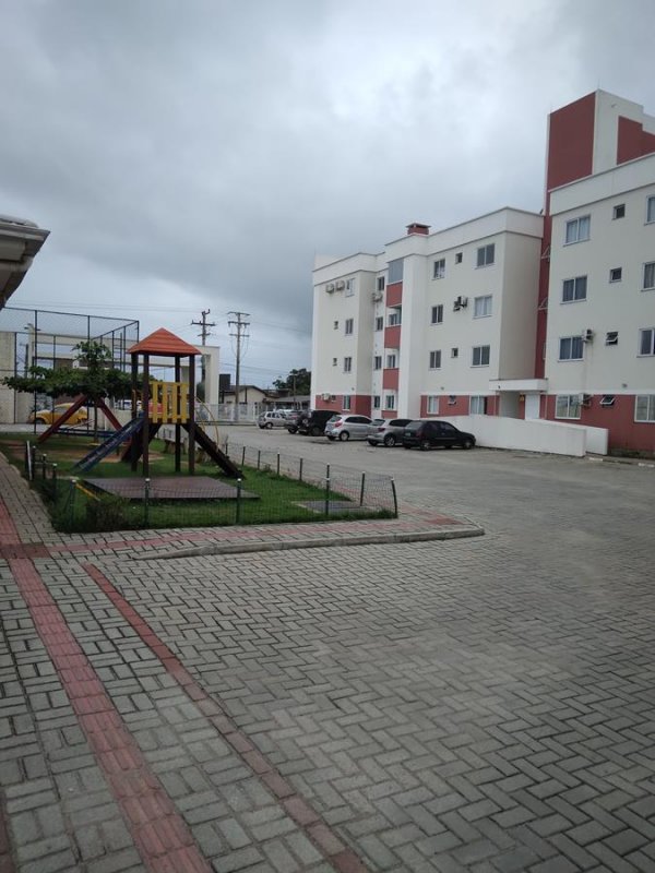 Apartamento - Aluguel - Portinho - Laguna - SC