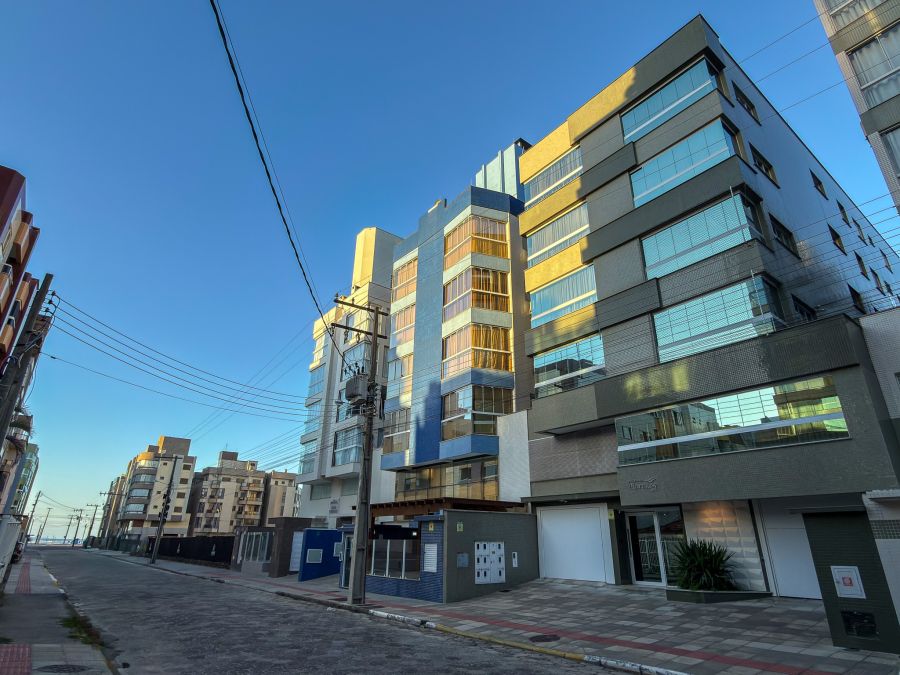 Apartamento Alto Padrão - Venda - Mar Grosso - Laguna - SC