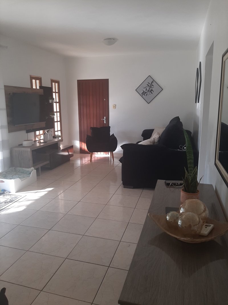 Apartamento - Venda - Mar Grosso - Laguna - SC