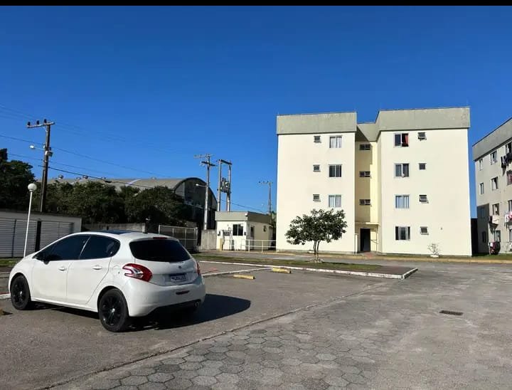 Apartamento - Aluguel - Cohab Mato Alto - Laguna - SC